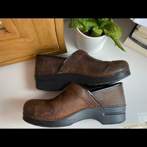 Leather Danskos size 41